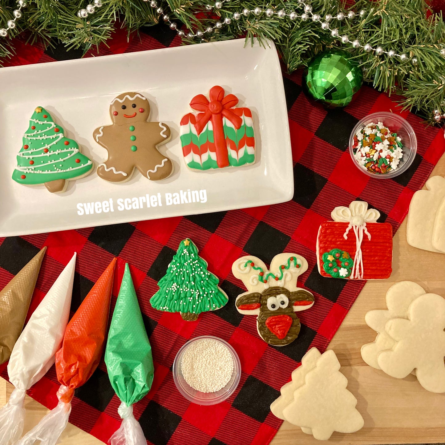 Christmas Cookie Decorating Kit